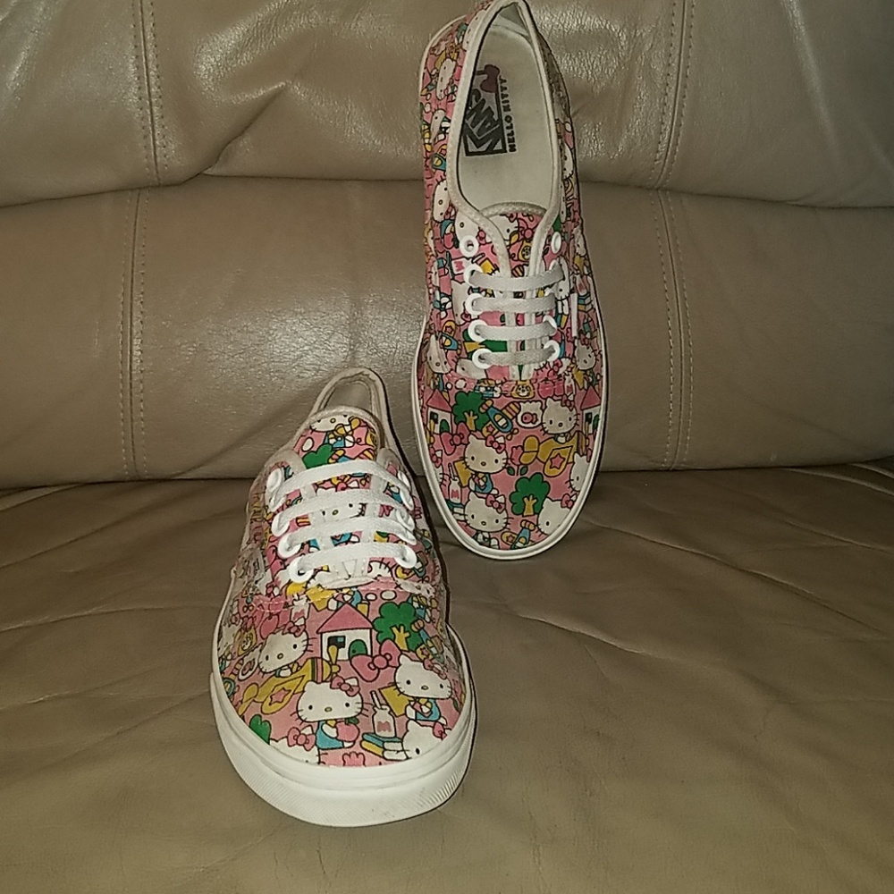 Sanrio X Vans Hello Kitty